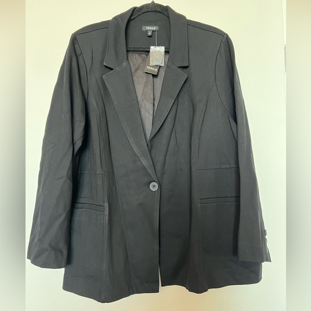 Torrid black blazer. New with tags.